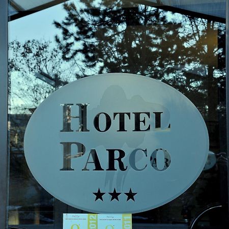Hotel Parco Castelvetro Piacentino Bagian luar foto