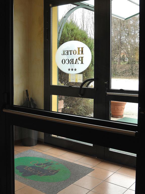 Hotel Parco Castelvetro Piacentino Bagian luar foto